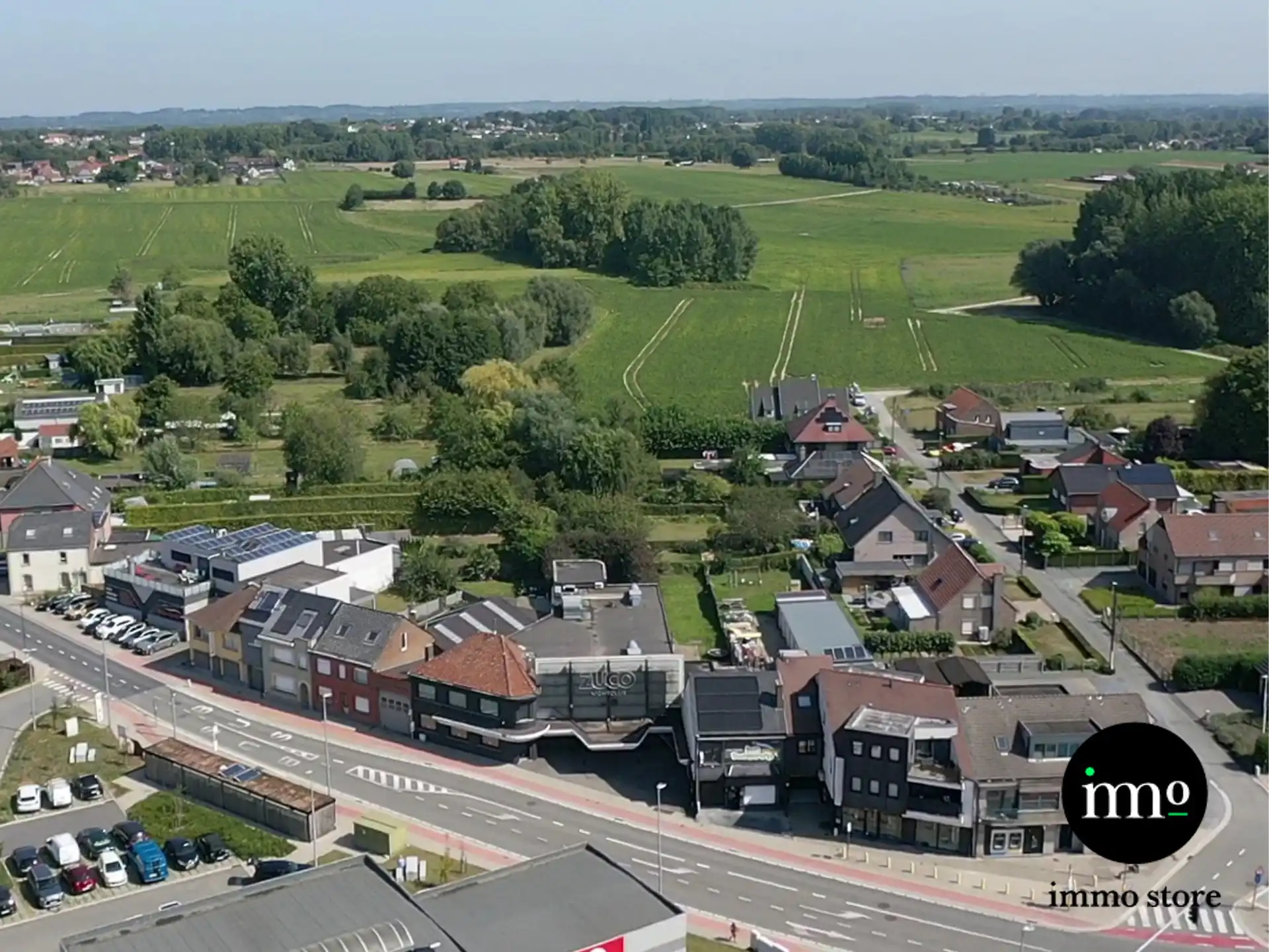 Nightclub met 4 bars en veel meer! foto 29