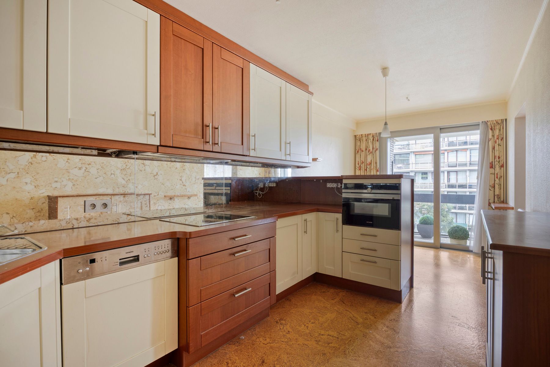 Appartement te huur foto 10