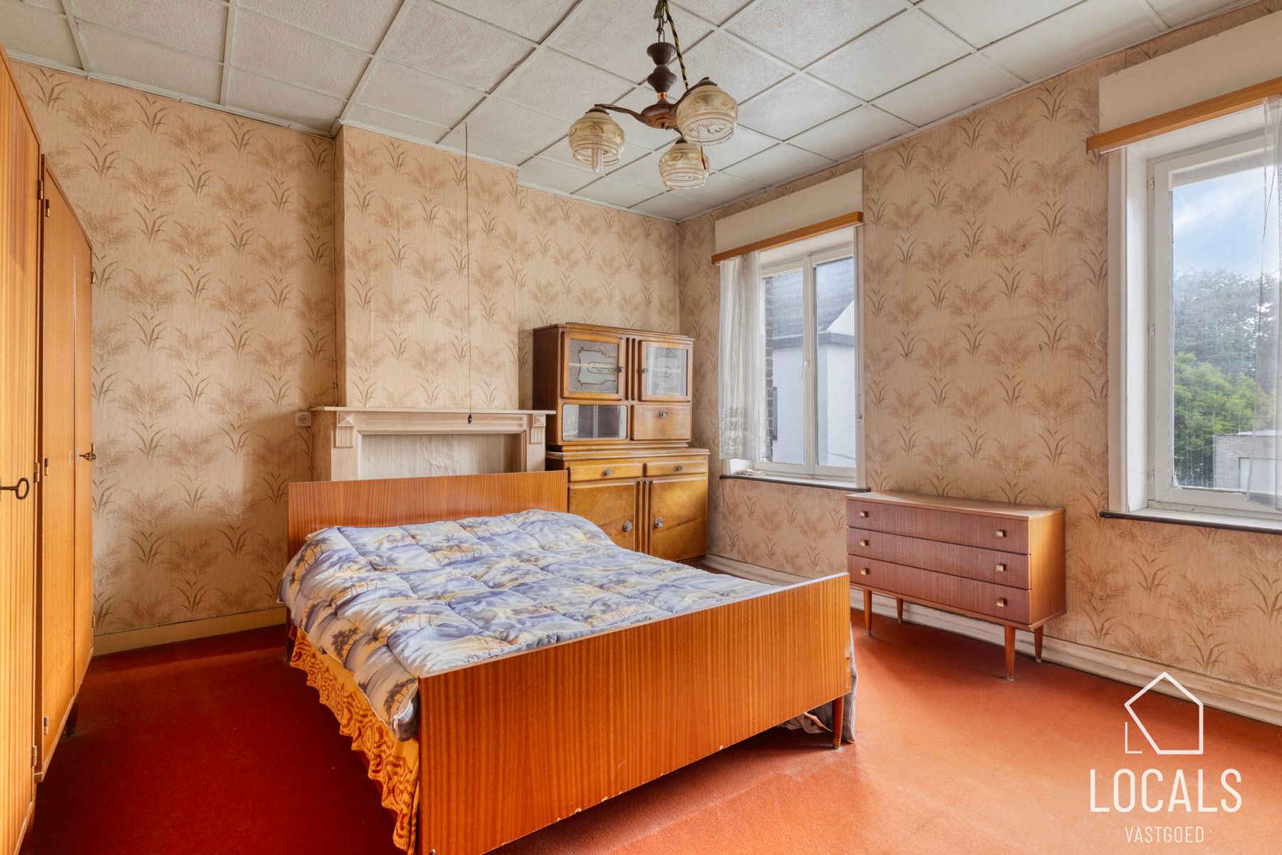 Goed gelegen HOB met tuin, garages, 3 slaapkamers en zolder foto 17