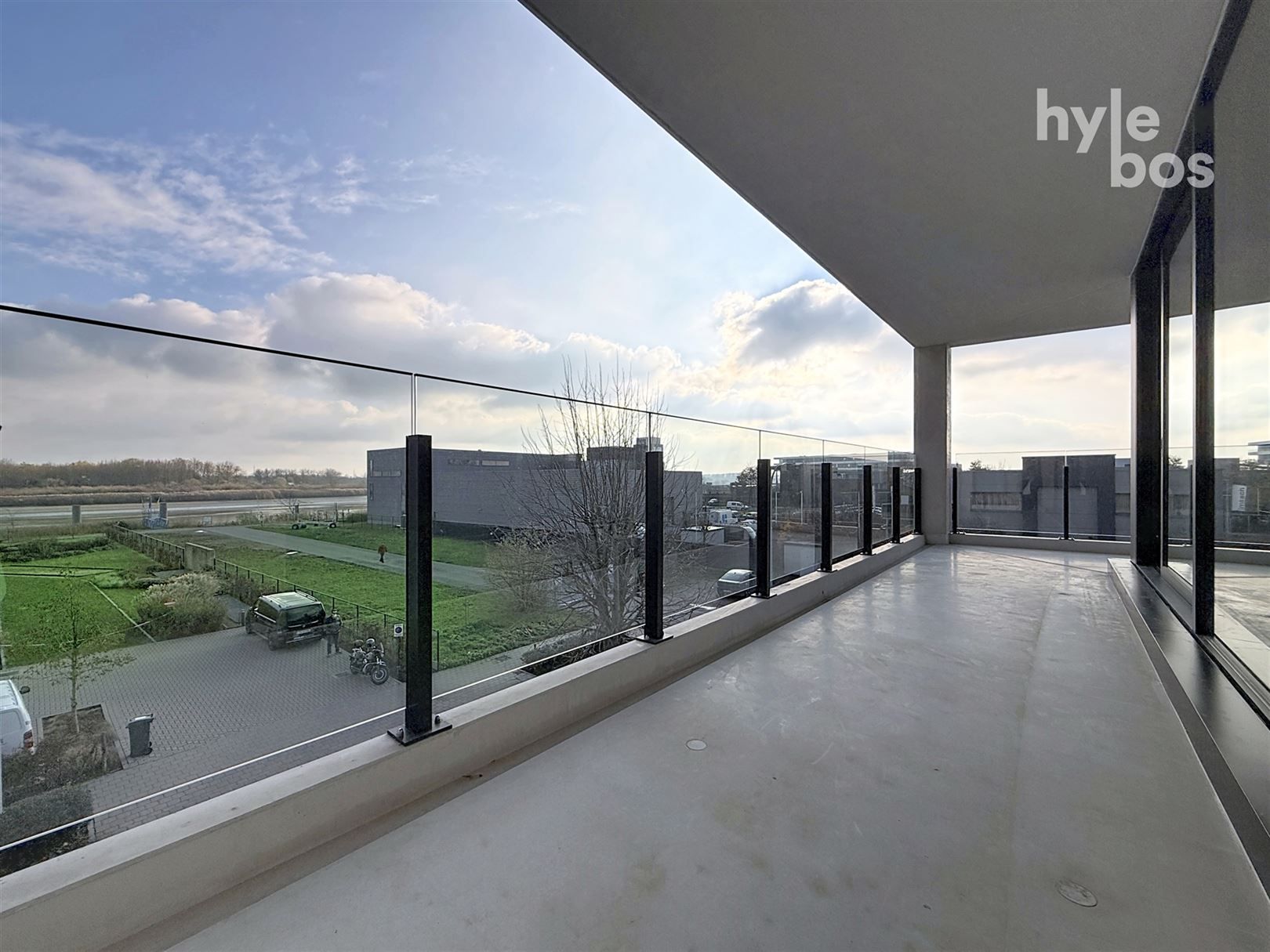 2 slaapkamer nieuwbouwappartement met scheldezicht foto 12