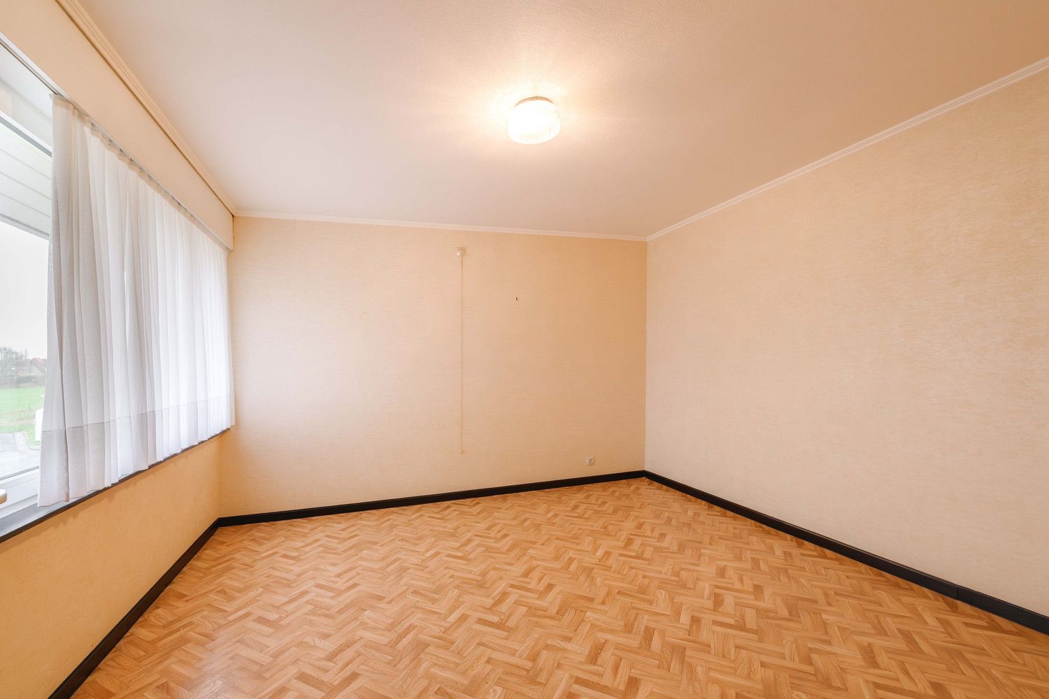 Halfopen woning te Meulebeke. foto 10