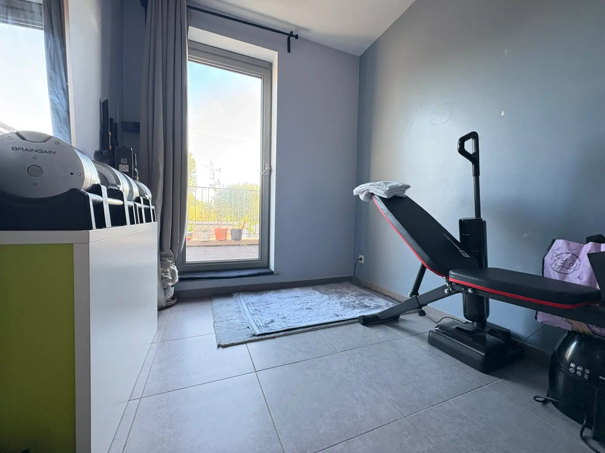 Appartement met terras en garage Nevele foto 6