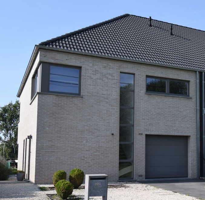 TE KOOP in  OOSTEEKLO Bosstraat 5 foto {{pictureIndex}}