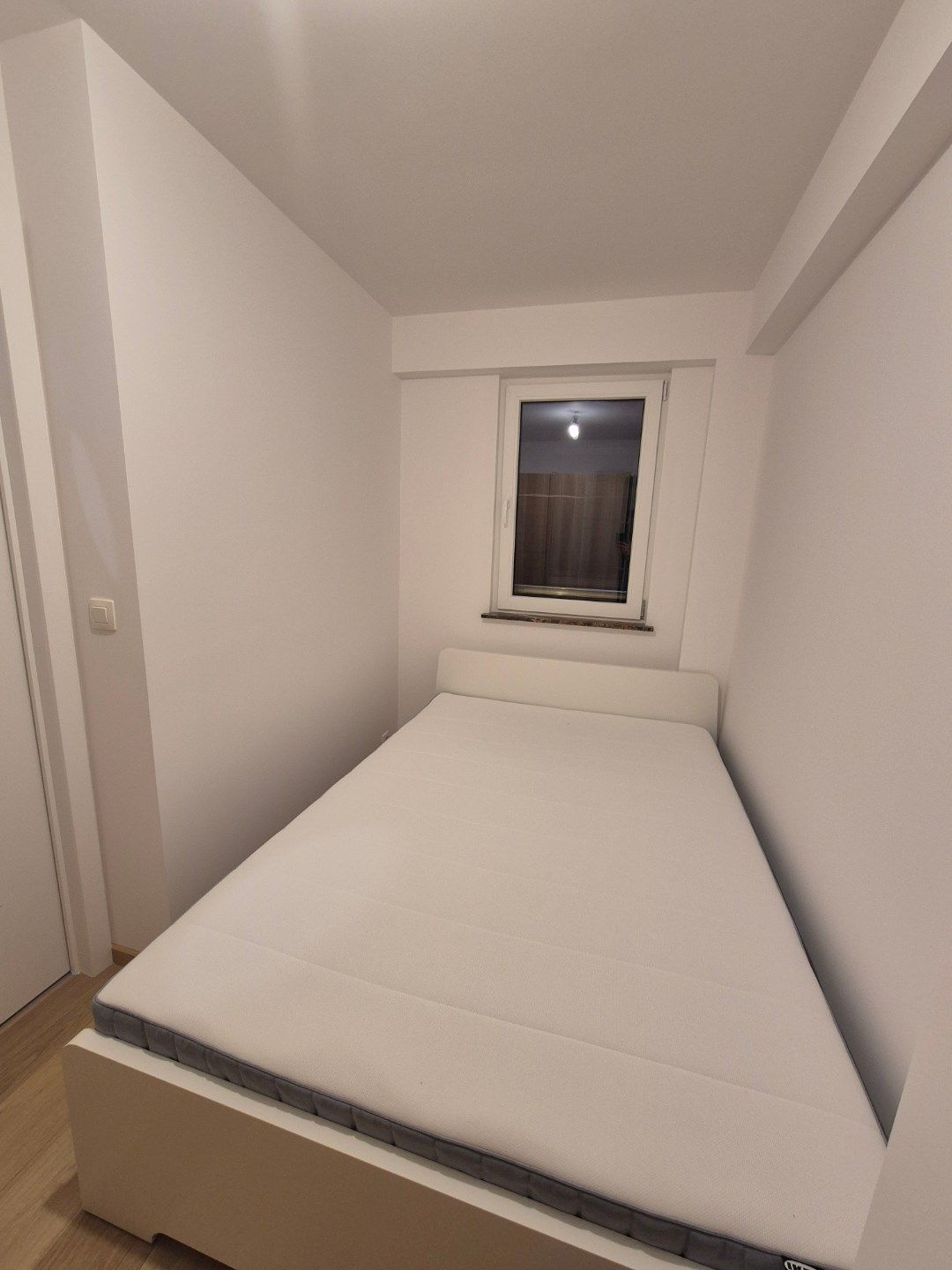 Recent gerenoveerd appartement met 1 slaapkamer op de zeedijk in Knokke-Heist. foto 7