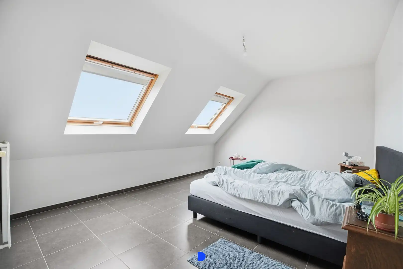Zeer ruim dakappartement met leuke indeling foto 12