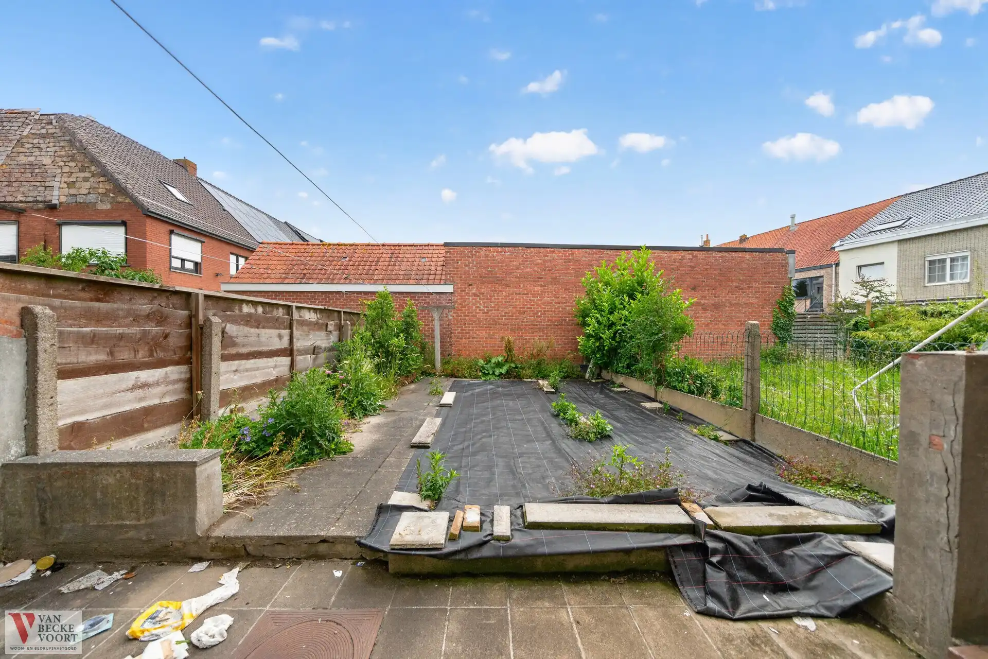 Te renoveren bel-etagewoning met garage foto 13