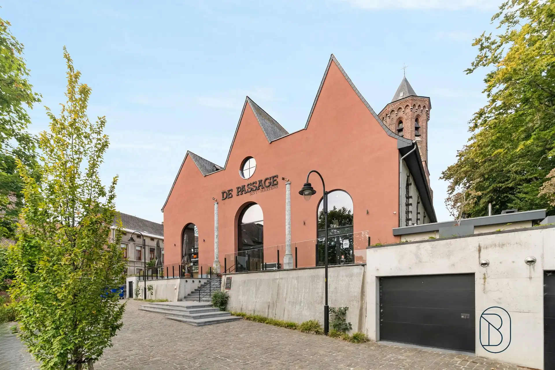 TOPgelegen herenwoning pal in het centrum foto 3