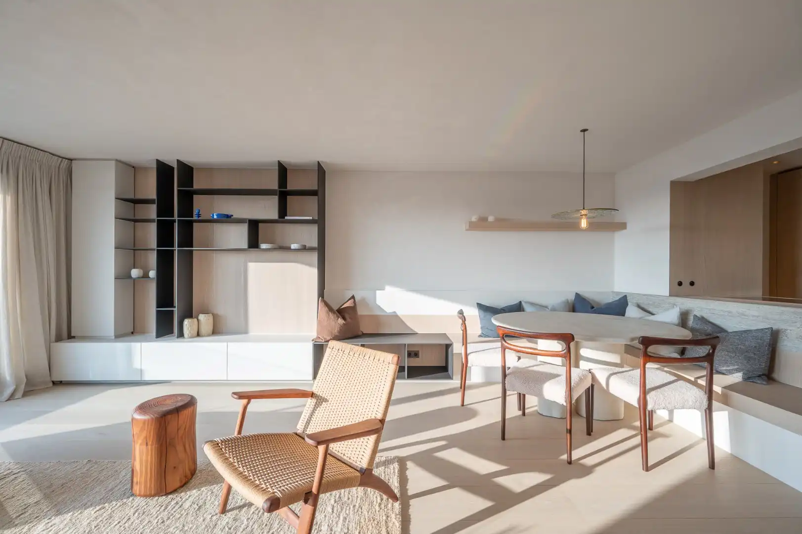 Hoogwaardig afgewerkt appartement op de Kustlaan in het Zoute foto 2