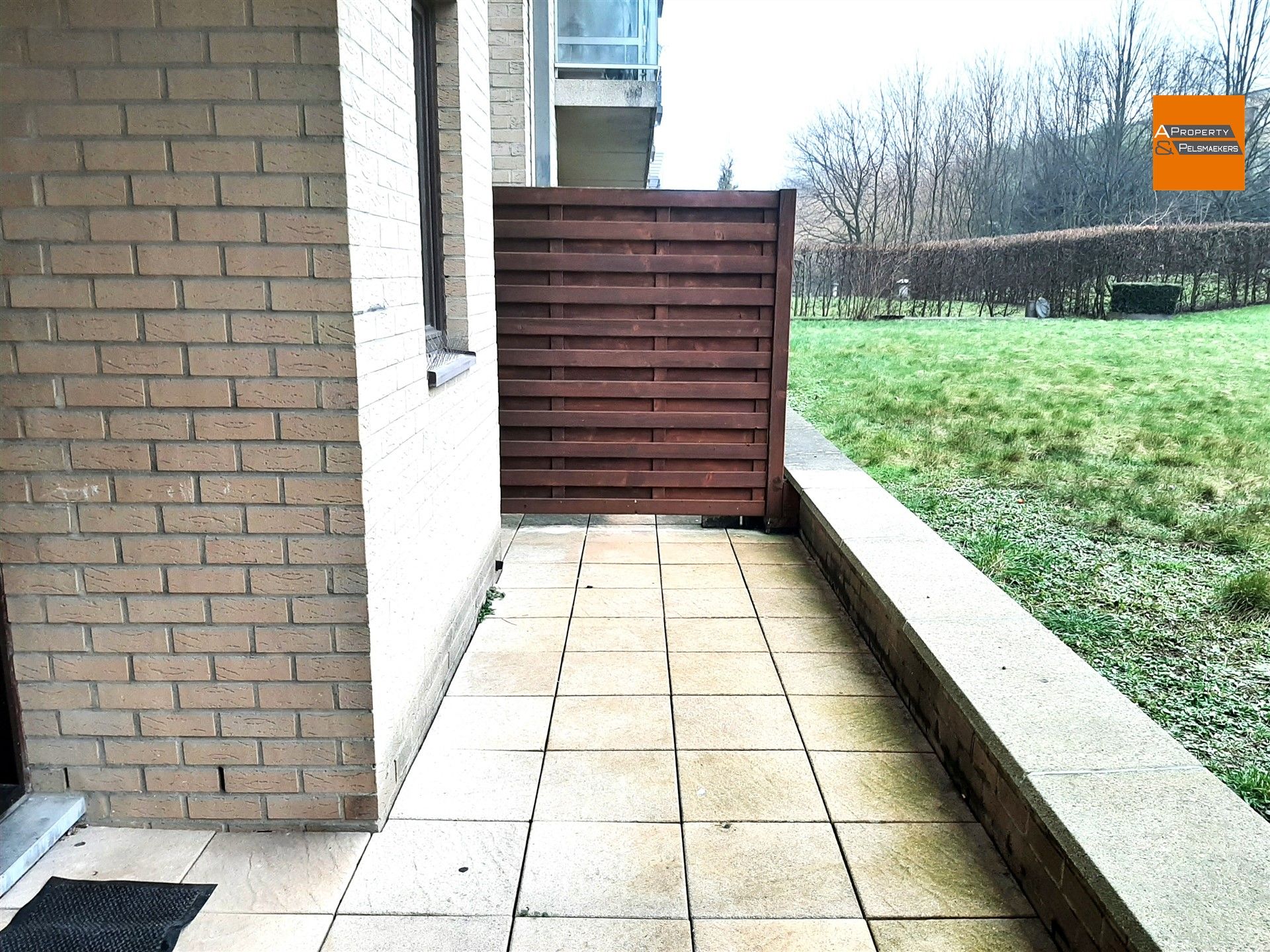  Appartement op het gelijkvloers met terras foto 13