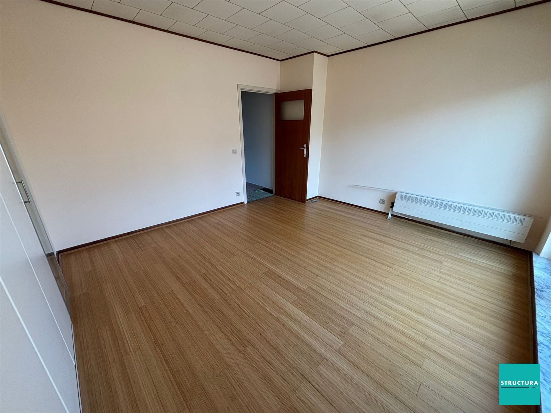 Appartement met 2 ruimte kamers en garage nabij Wemmel centrum foto 23