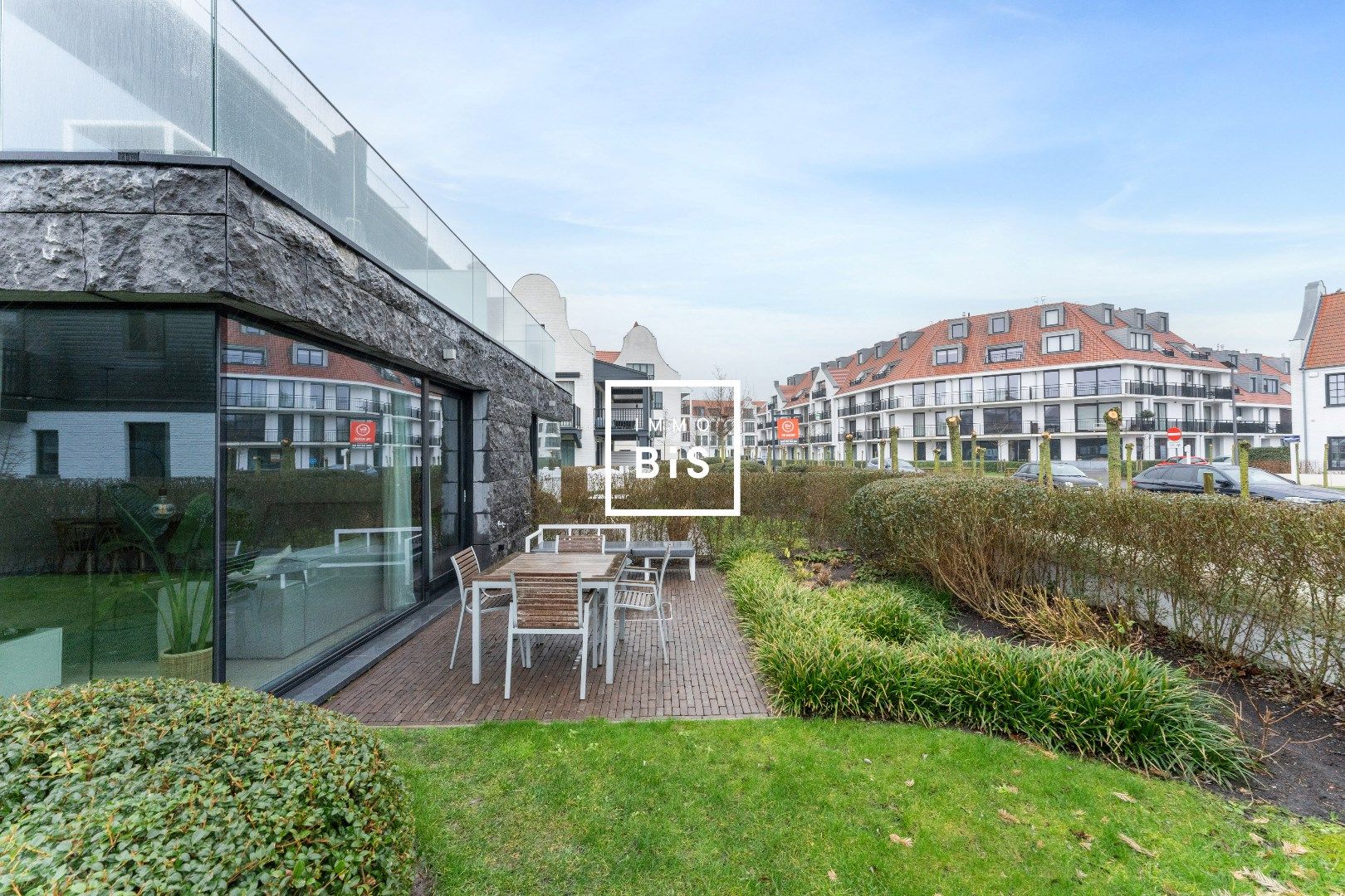 Mooi gelijkvloersappartement rustig gelegen in een kleine residentie te Duinenwater foto 4