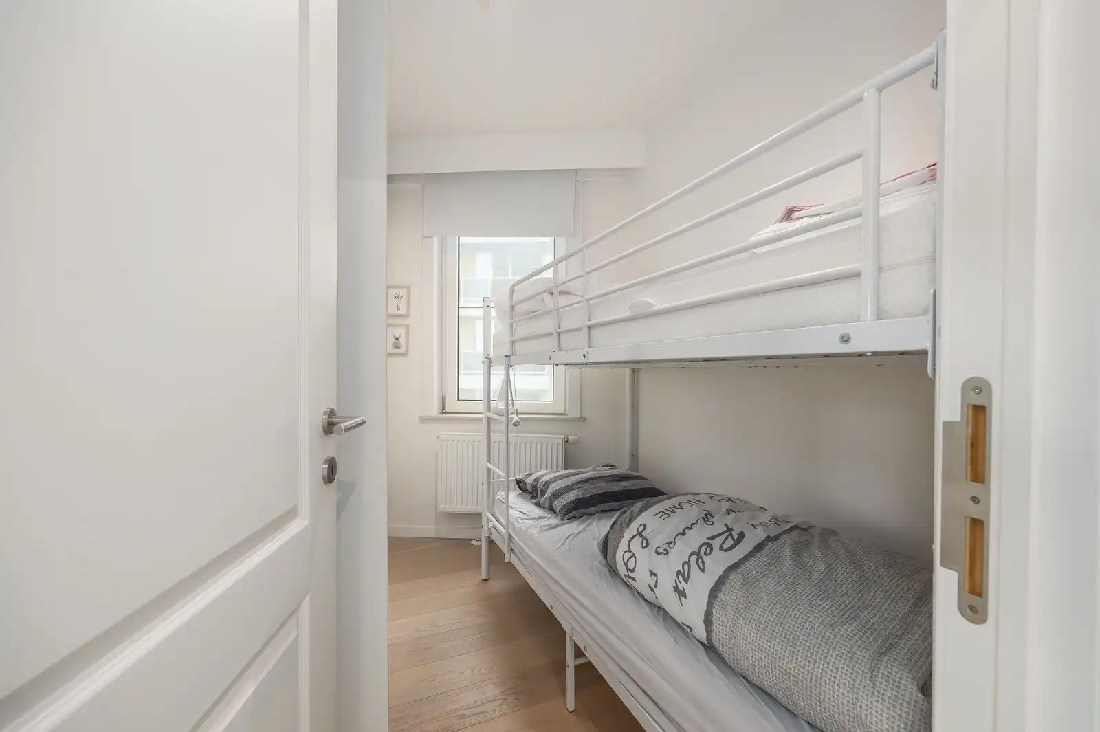 Subliem hoekappartement met frontaal zeezicht en 2 slpk foto 12