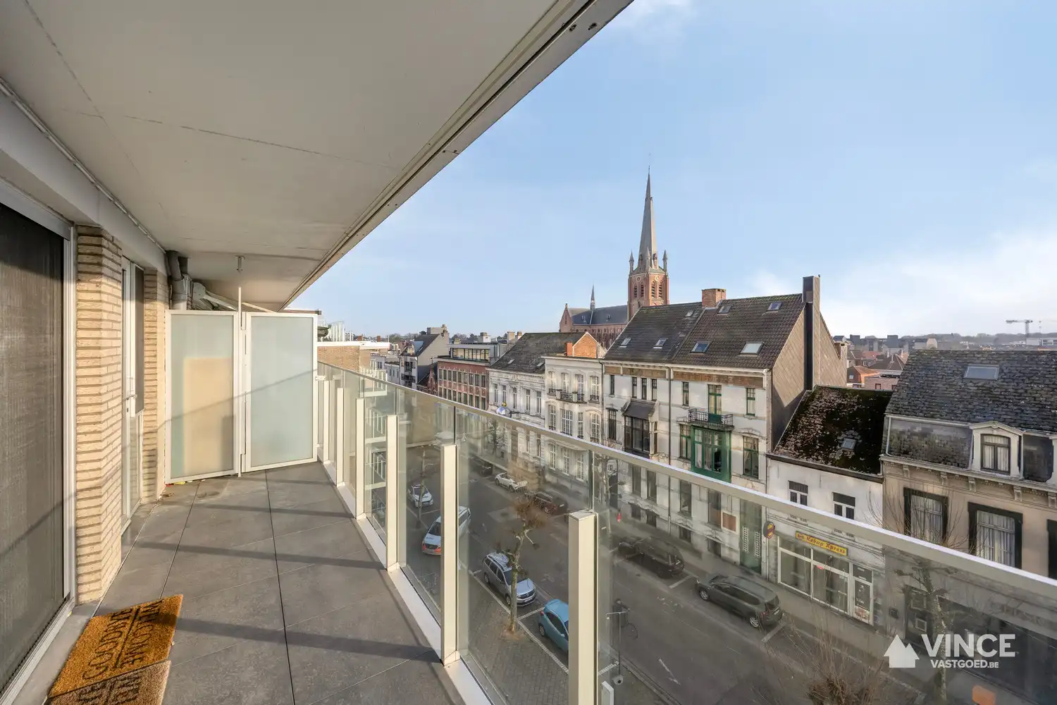 Ruim en lichtrijk appartement in het hart van Turnhout foto 10