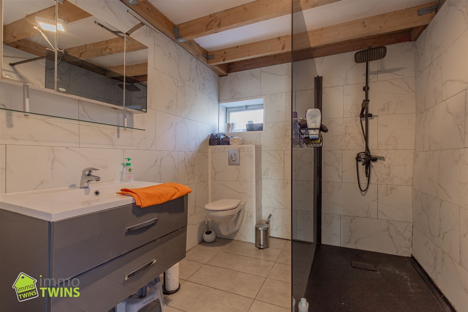 Leuke starterswoning te Grembergen foto 10