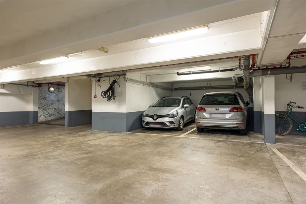 Duplex appartement met groot terras en autostaanplaats foto 16