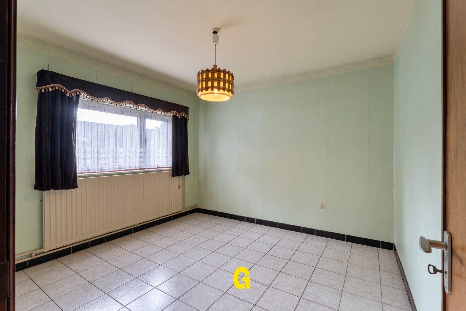 Te renoveren vrijstaande bungalow woning met tuin op een perceel van 8a 55ca foto 12