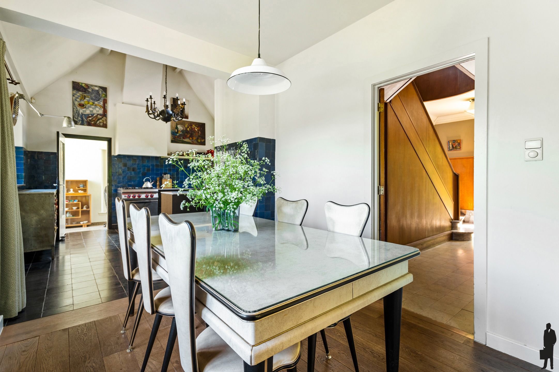 AUTHENTIEKE VILLA MET PARKTUIN EN VERKAVELINGSPOTENTIEEL foto 43