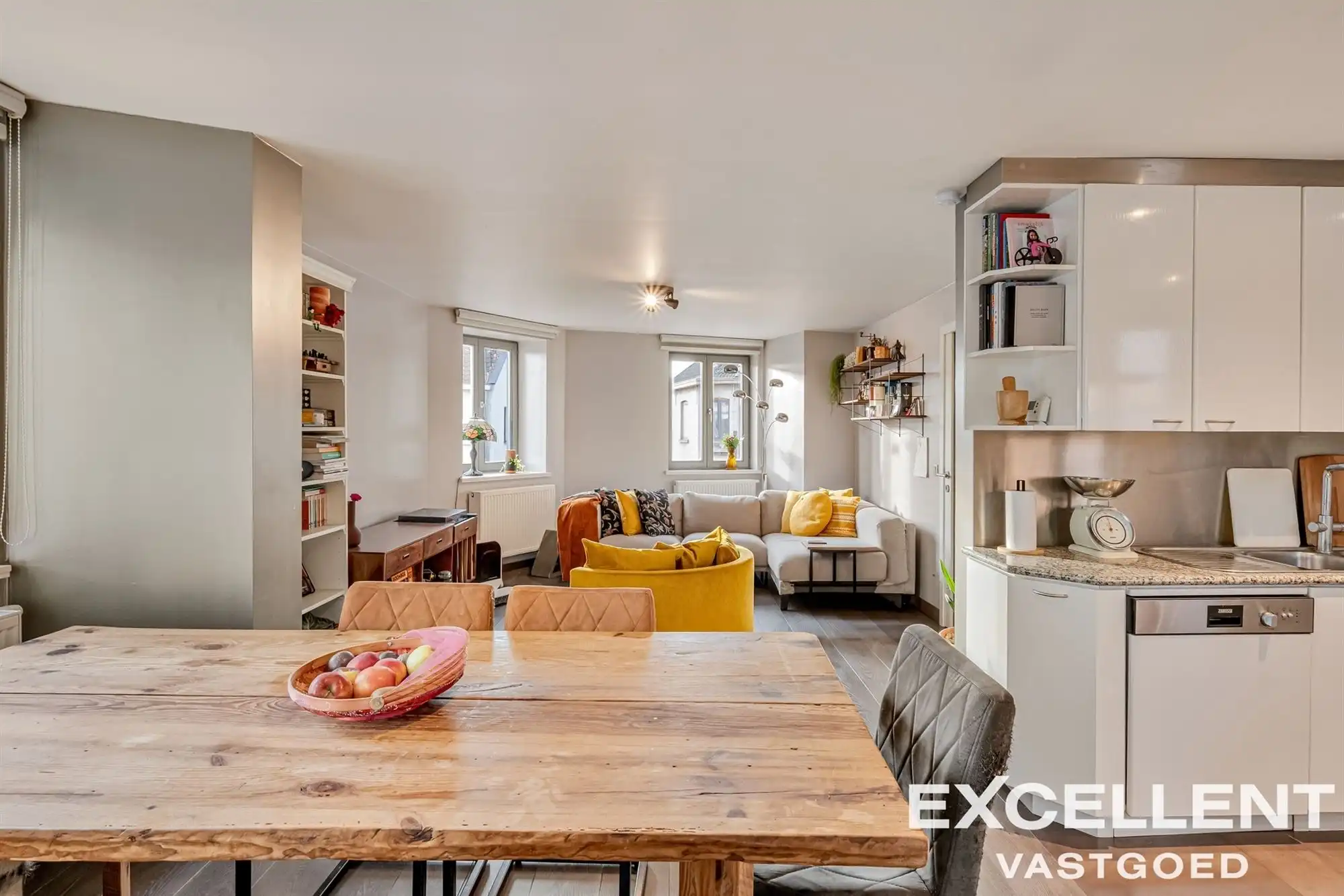Appartement met ruim terras centrum Deinze  foto {{pictureIndex}}