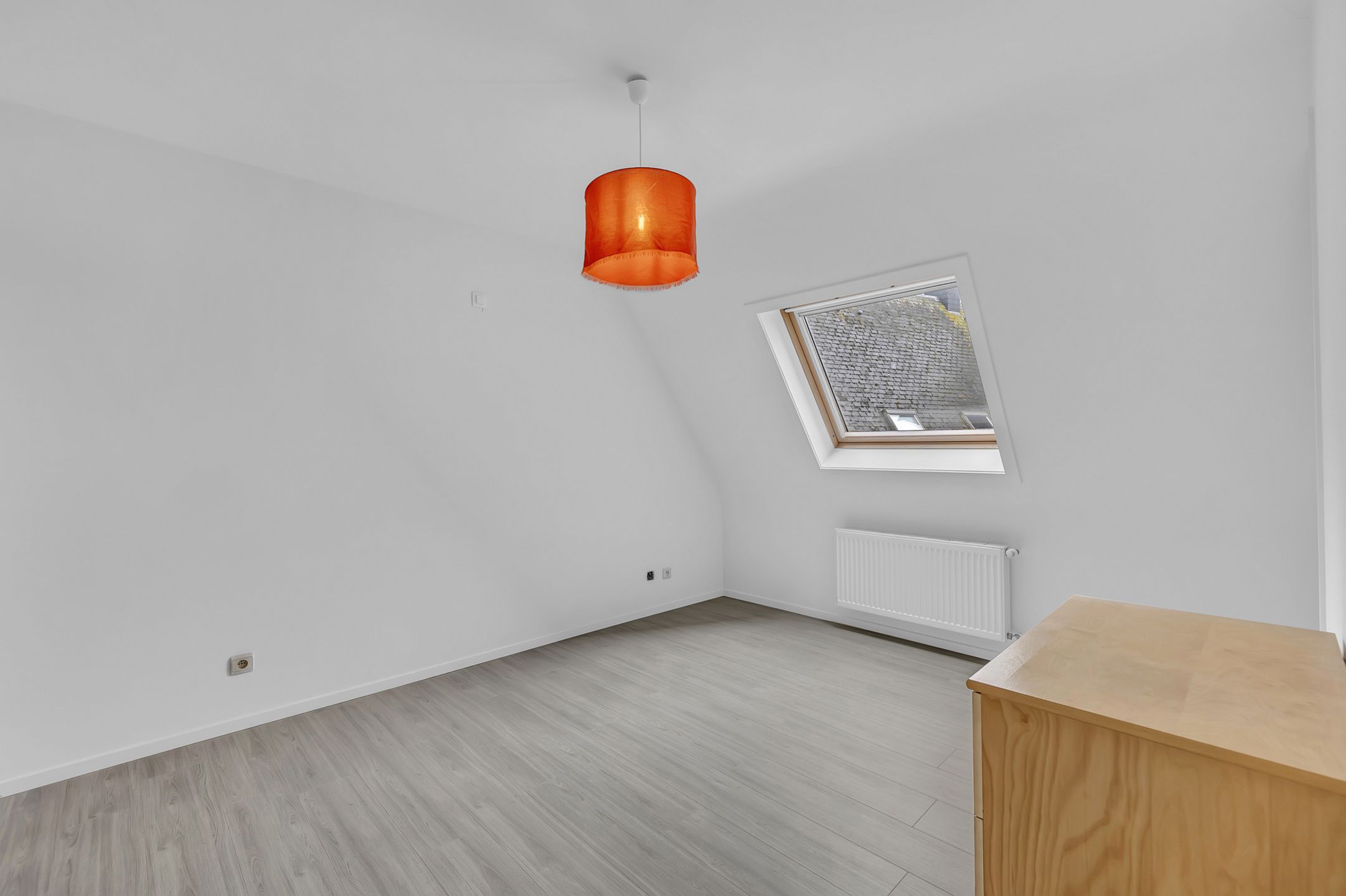 Gerenoveerd appartement met twee slaapkamers foto 15