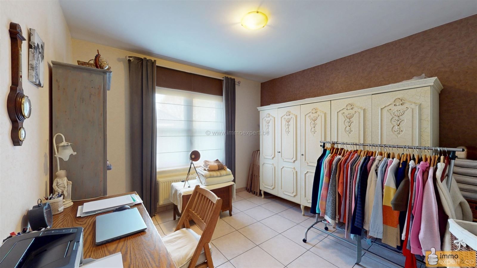 Sint-Pieters-Leeuw: Bungalow met 3 slaapkamers en inrichtbare zolder. foto 12