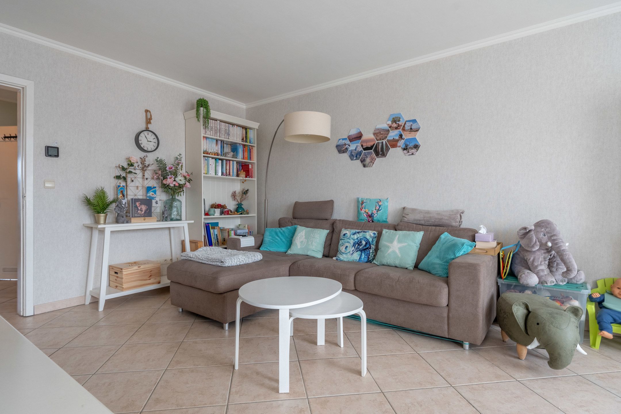 Instapklaar 2slpk appartement met garagebox en terras te Turnhout foto 6