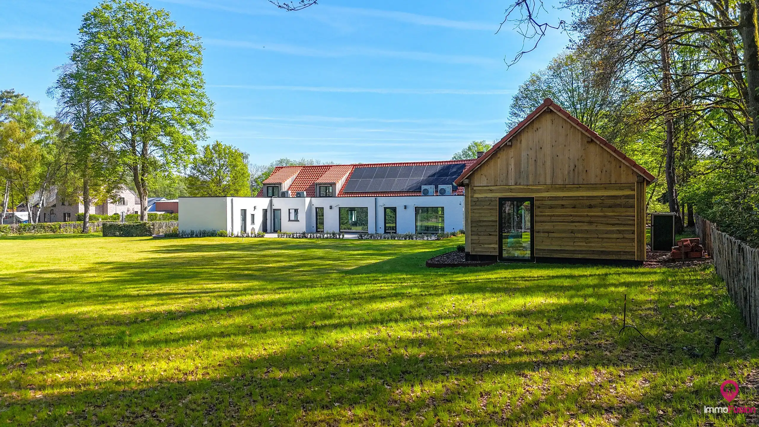 Multifunctioneel horecapand op een perceel van 1.9 hectare! foto 58