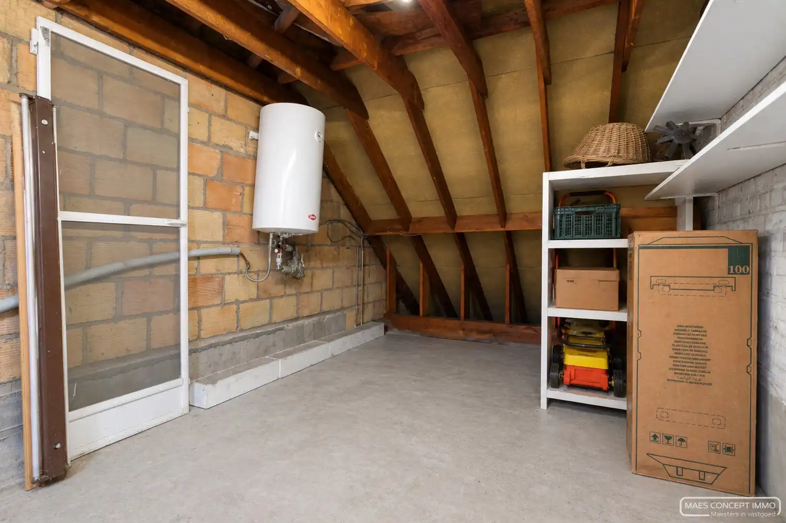 Charmante alleenstaande woning in villawijk Waregem, op wandelafstand van het centrum foto 18