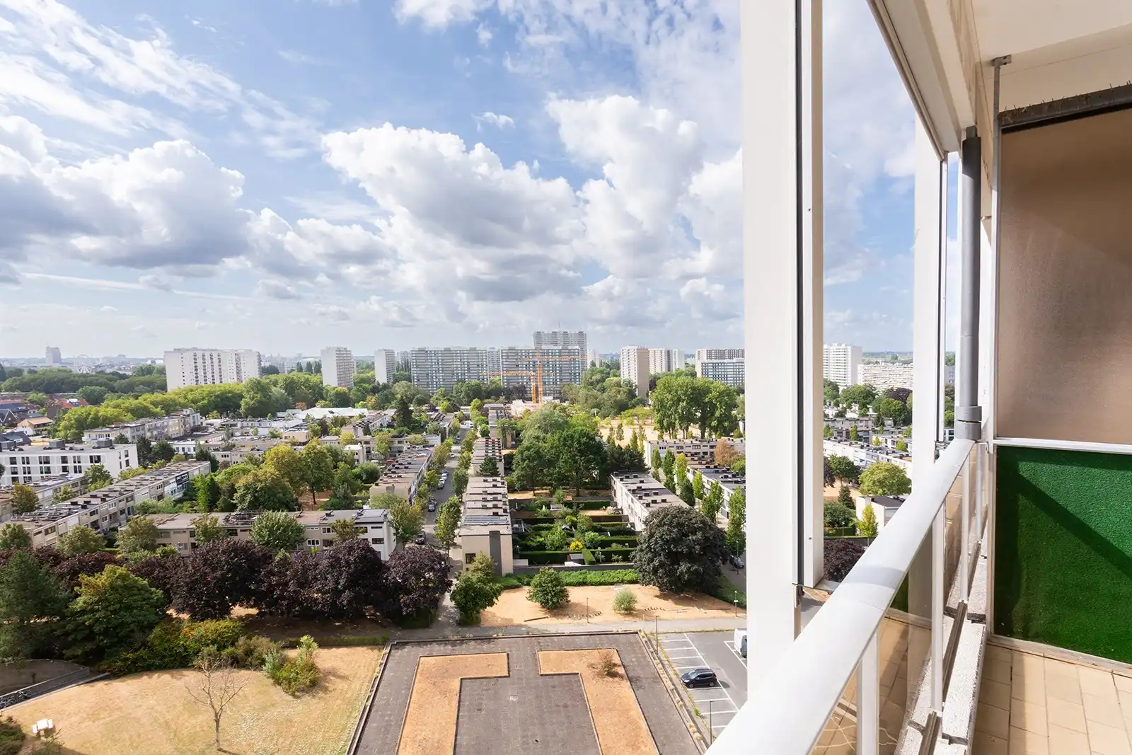 Lichtrijk 2-slaapkamerappartement met ruim terras en panoramisch uitzicht foto 22