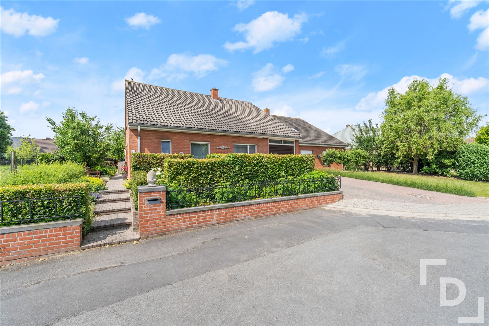 Instapklare HOB te koop in rustige wijk te Dikkebus. foto 28
