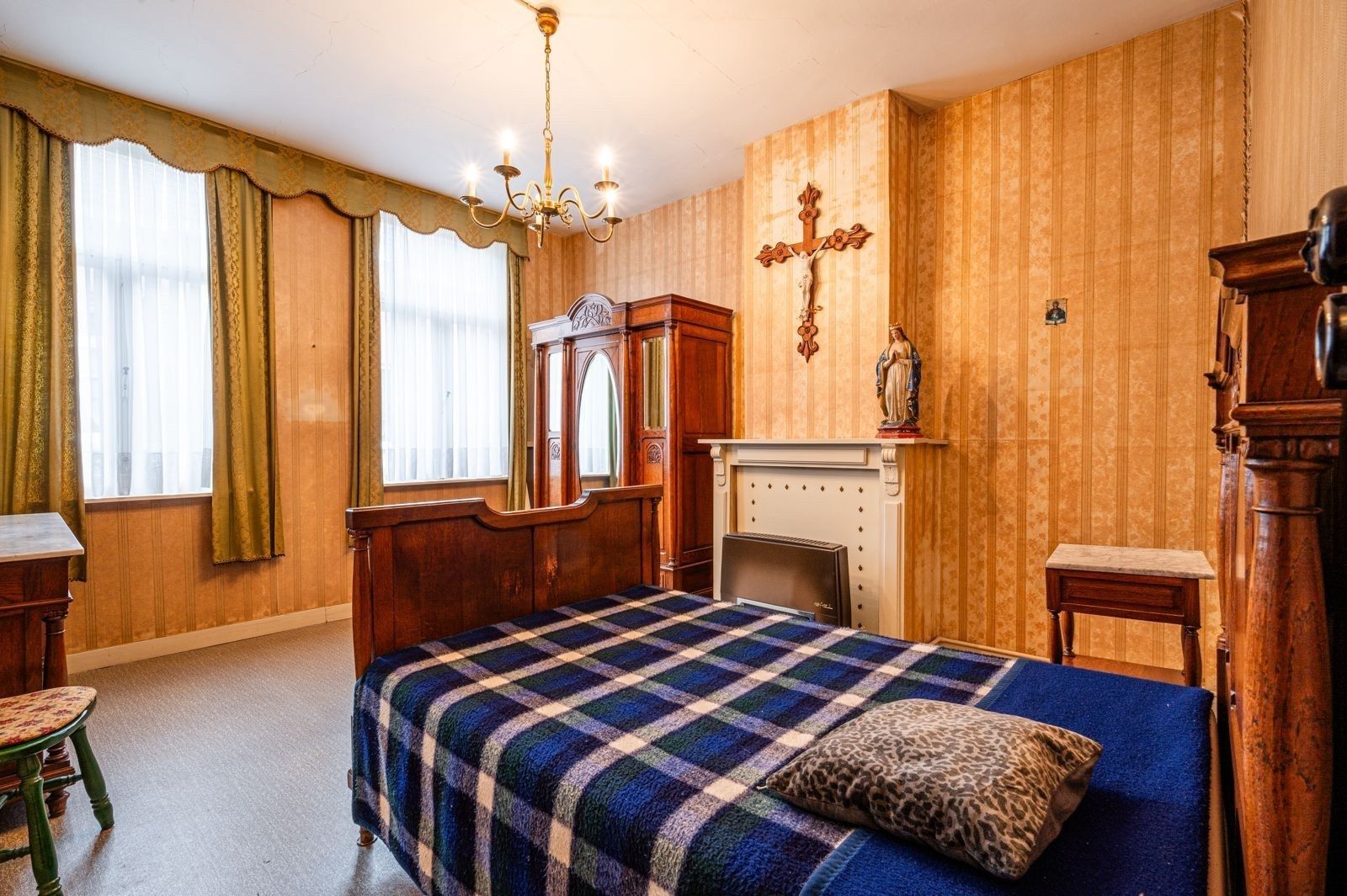 Ruime, te renoveren woning in het centrum van Eeklo foto 10