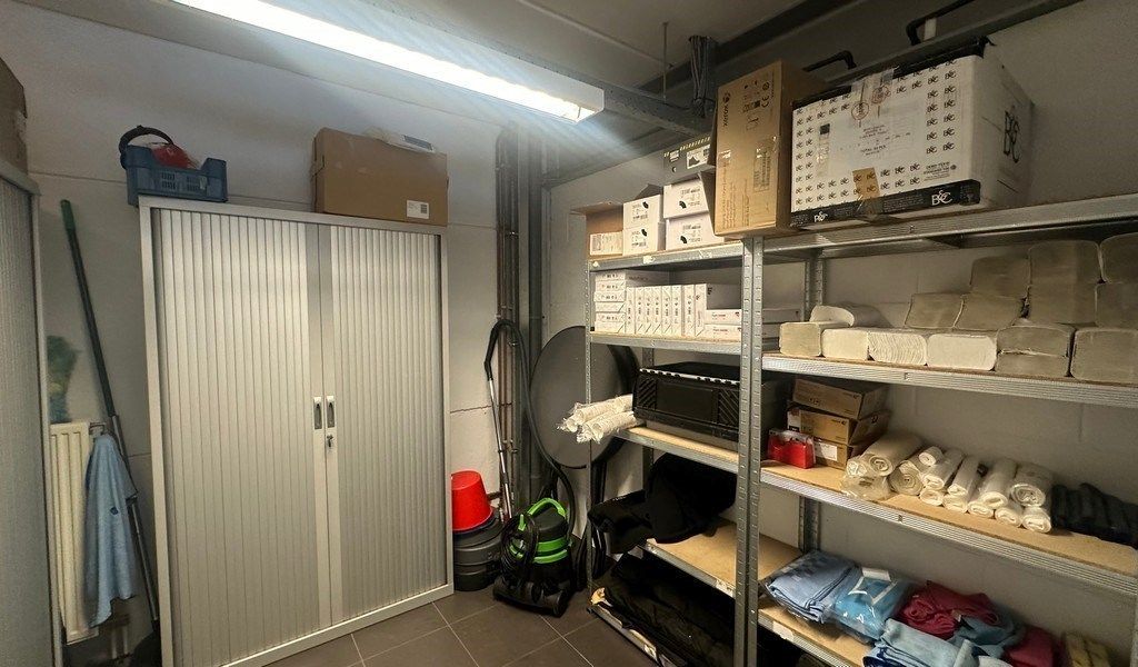 Commercieel gelegen kantoor te huur aan R4 in Mariakerke (Gent) foto 14