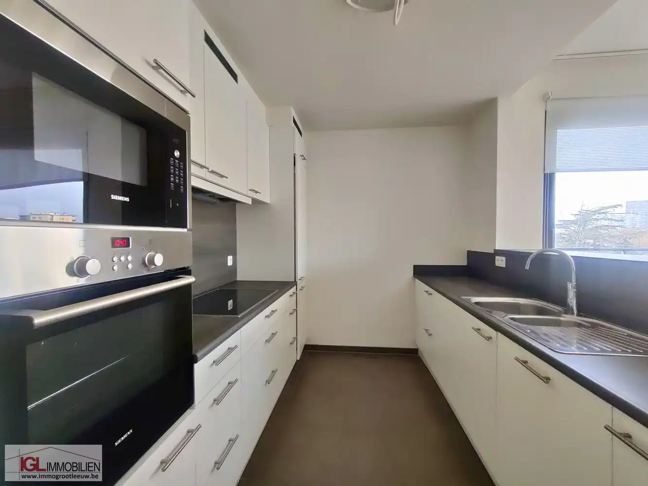 Modern appartement met 3 kamers foto 6