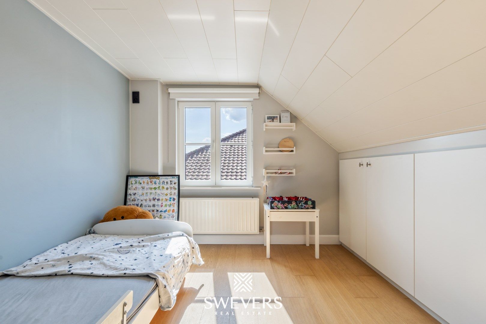 Knap gerenoveerde woning met praktijk/handelsruimte te Laak foto 17