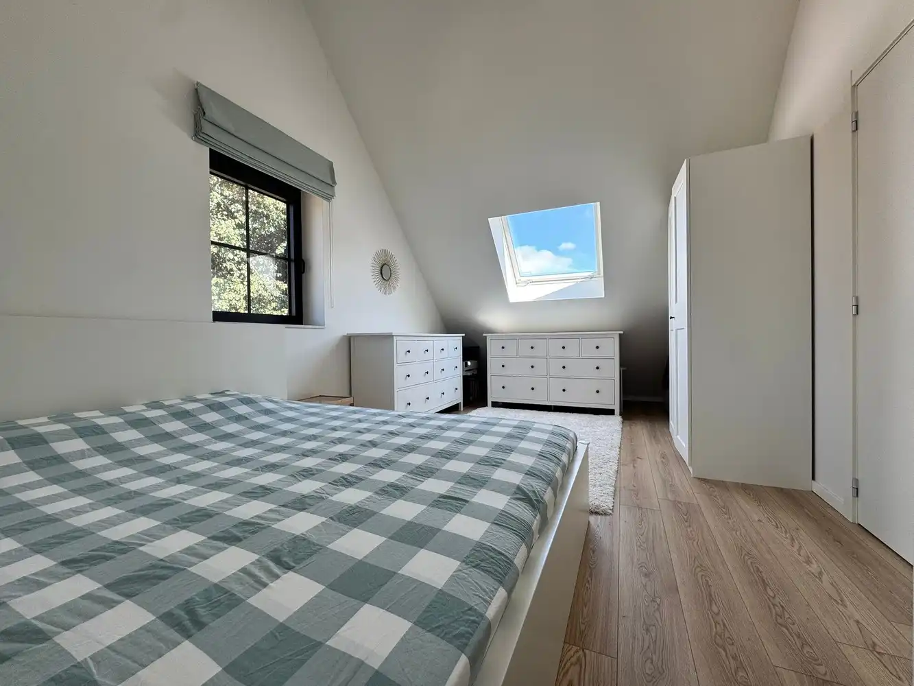 Ruim appartement van ca. 150m² en riant terras foto 11