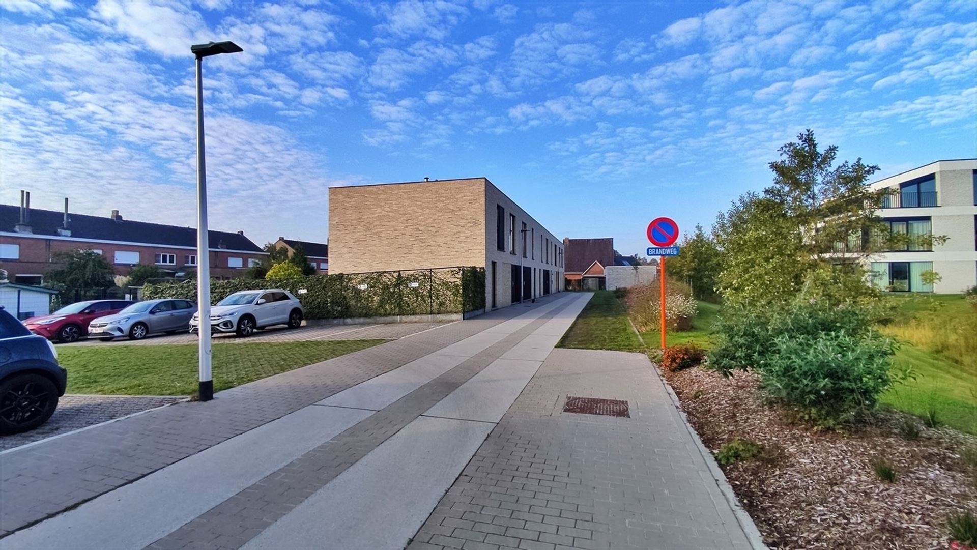 Energiezuinige woning te huur nabij het centrum van Wevelgem foto 16