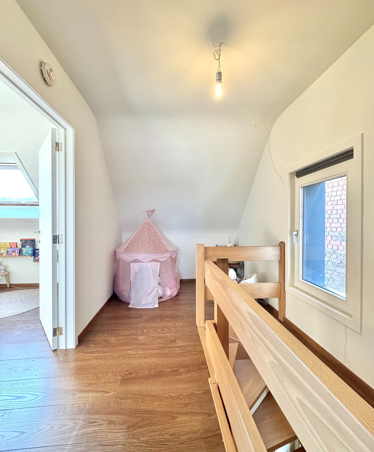 WONING MET 4 KAMERS - TUIN - GROTE CARPORT & UITWEG ACHTERAAN - 433 M² foto 40