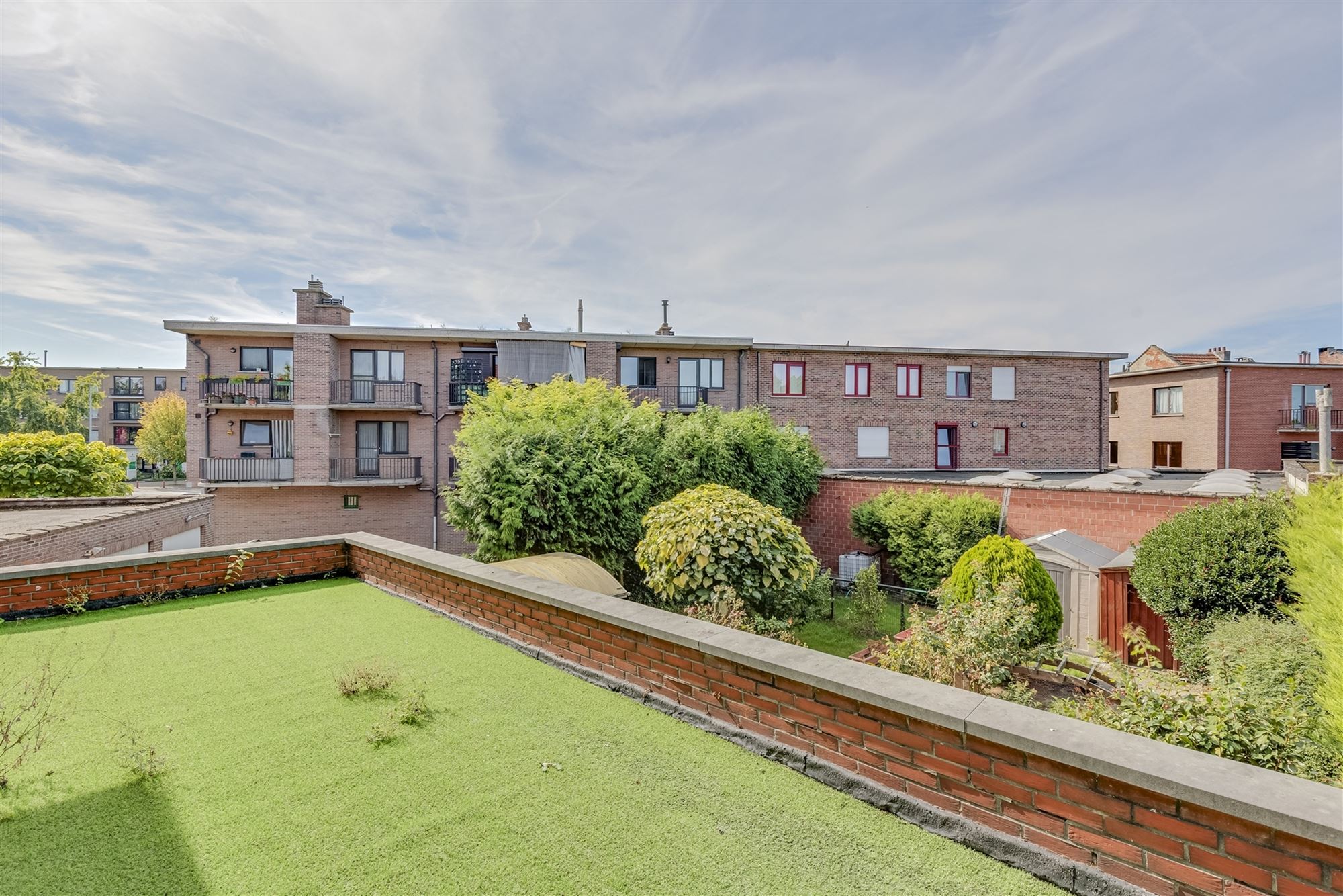 Te renoveren woning met 3 slpk, terras en ruime tuin in Wommelgem! foto 16