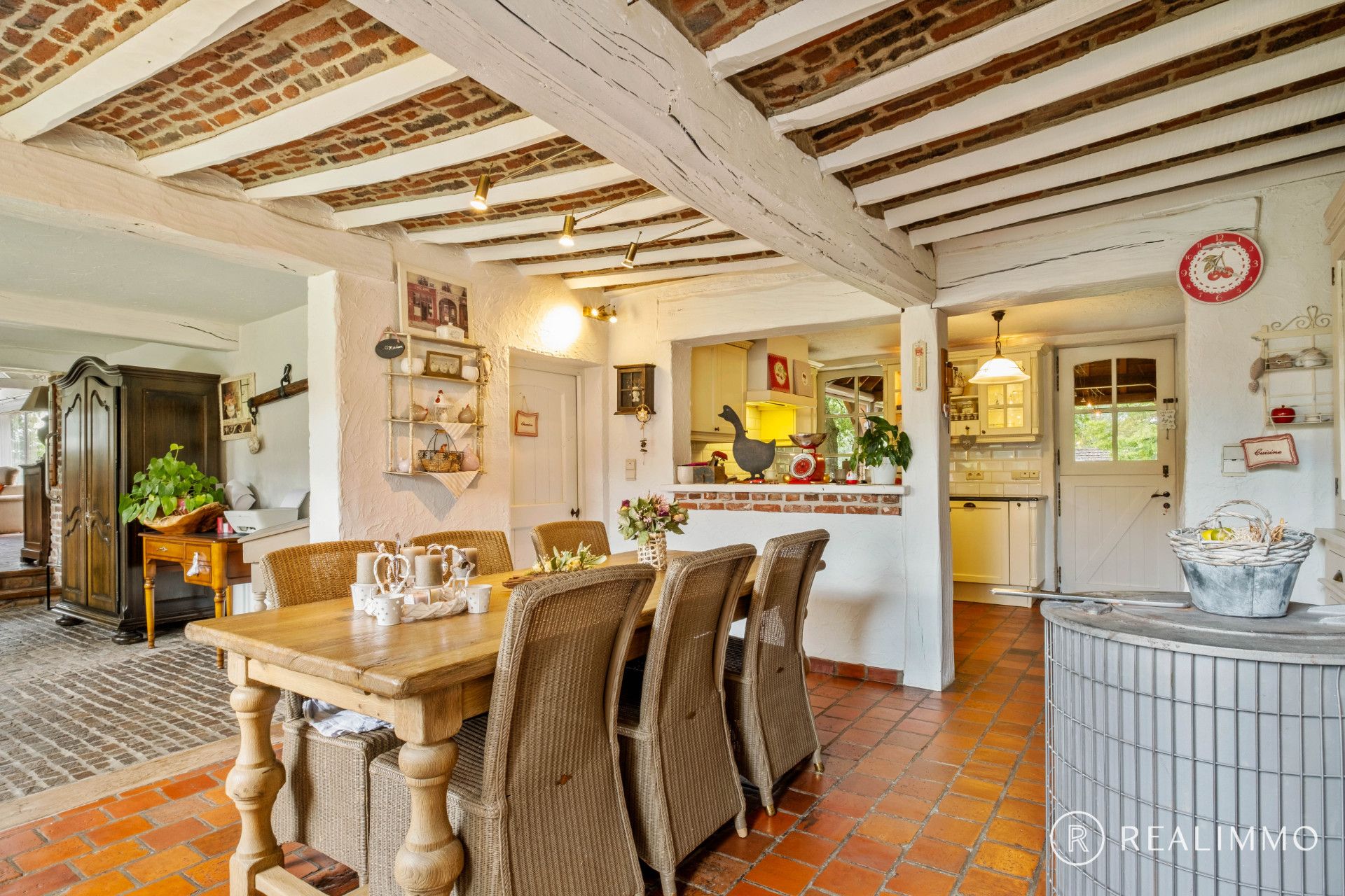 Wonen in alle rust op meer dan 1,2 hectare! foto 12