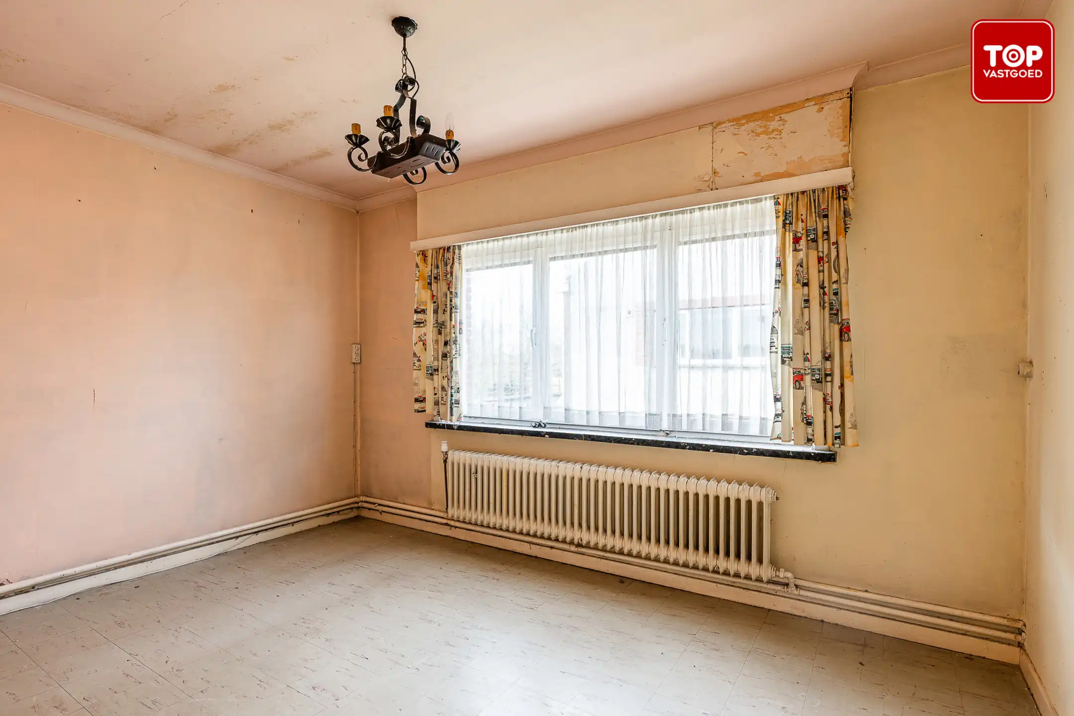 HOB met 3 slaapkamers en tuin foto 12