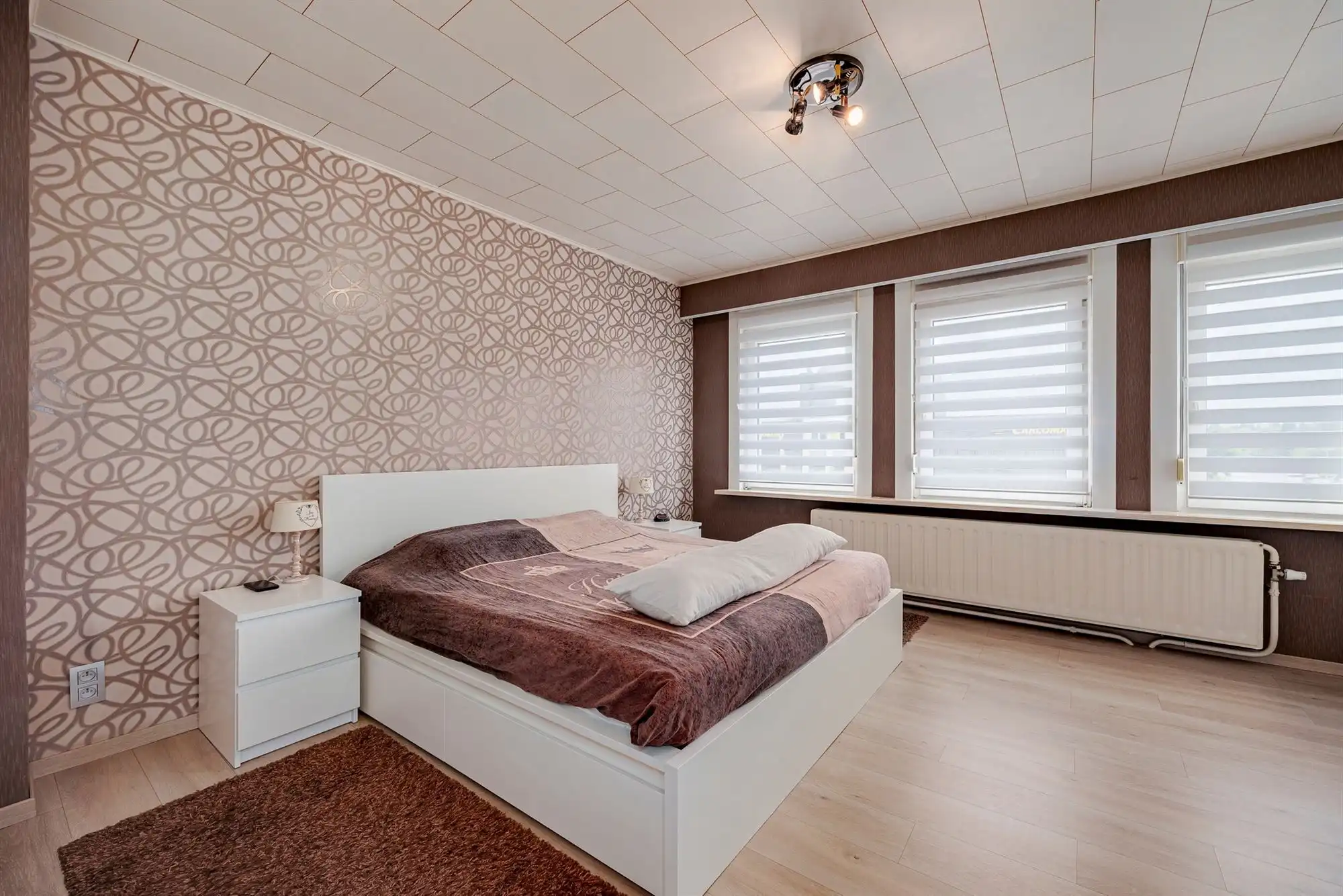 Leuke instapklare woning met 3 slk, garage  en een zonnige tuin foto 14