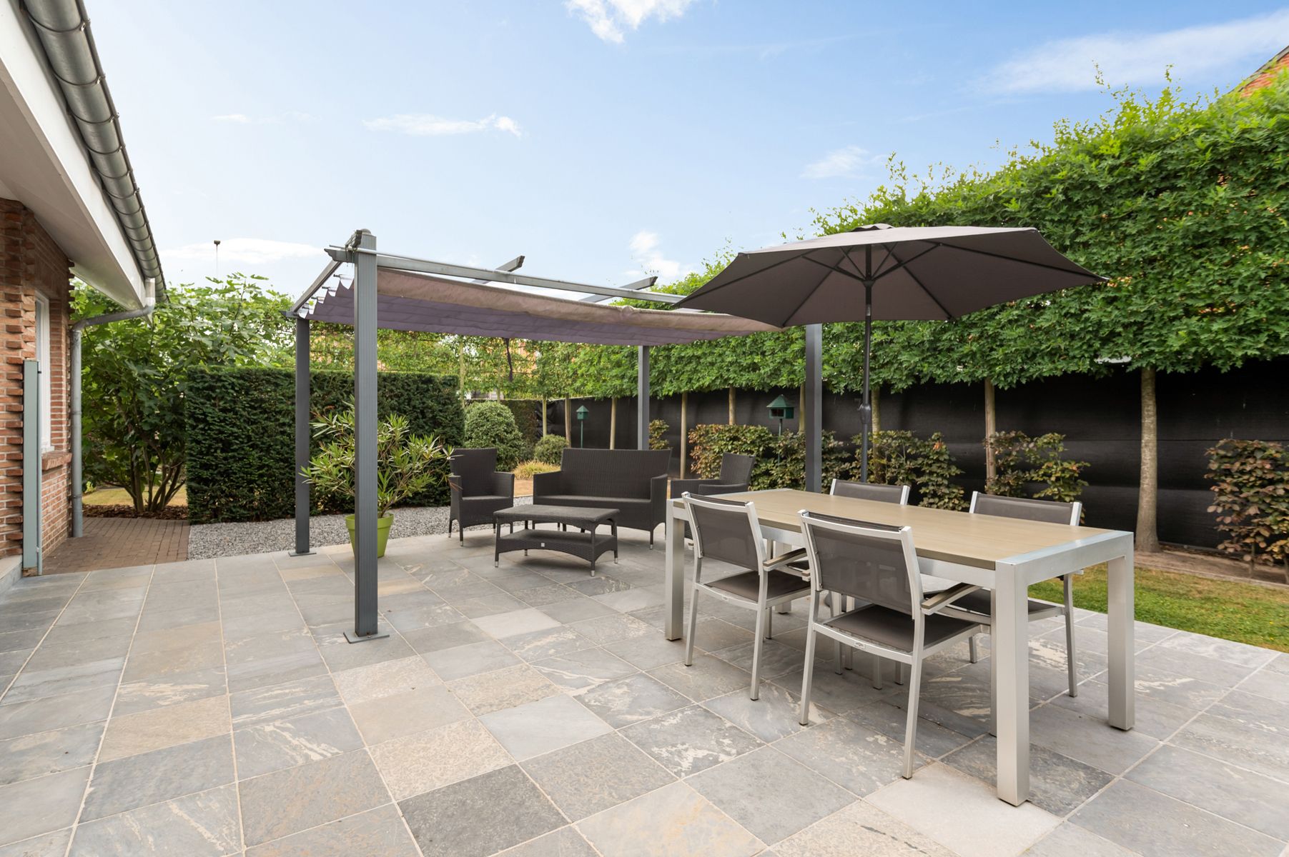 Perfect onderhouden woning met veel ruimte in hartje Olen foto 11