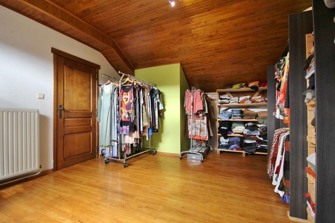 Charmante ruime hoeve met 3 slaapkamers nabij de E40 foto 22