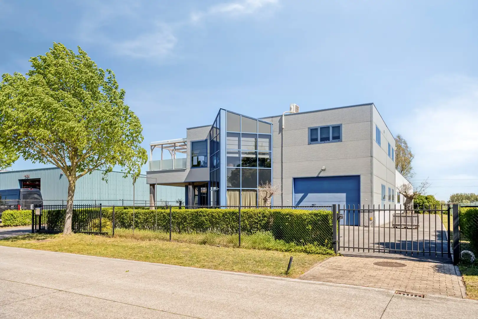 Instapklaar bedrijfsgebouw - ideaal voor voeding, bakkerij, confiserie en ruim loft-appartement te Blankenberge foto 47