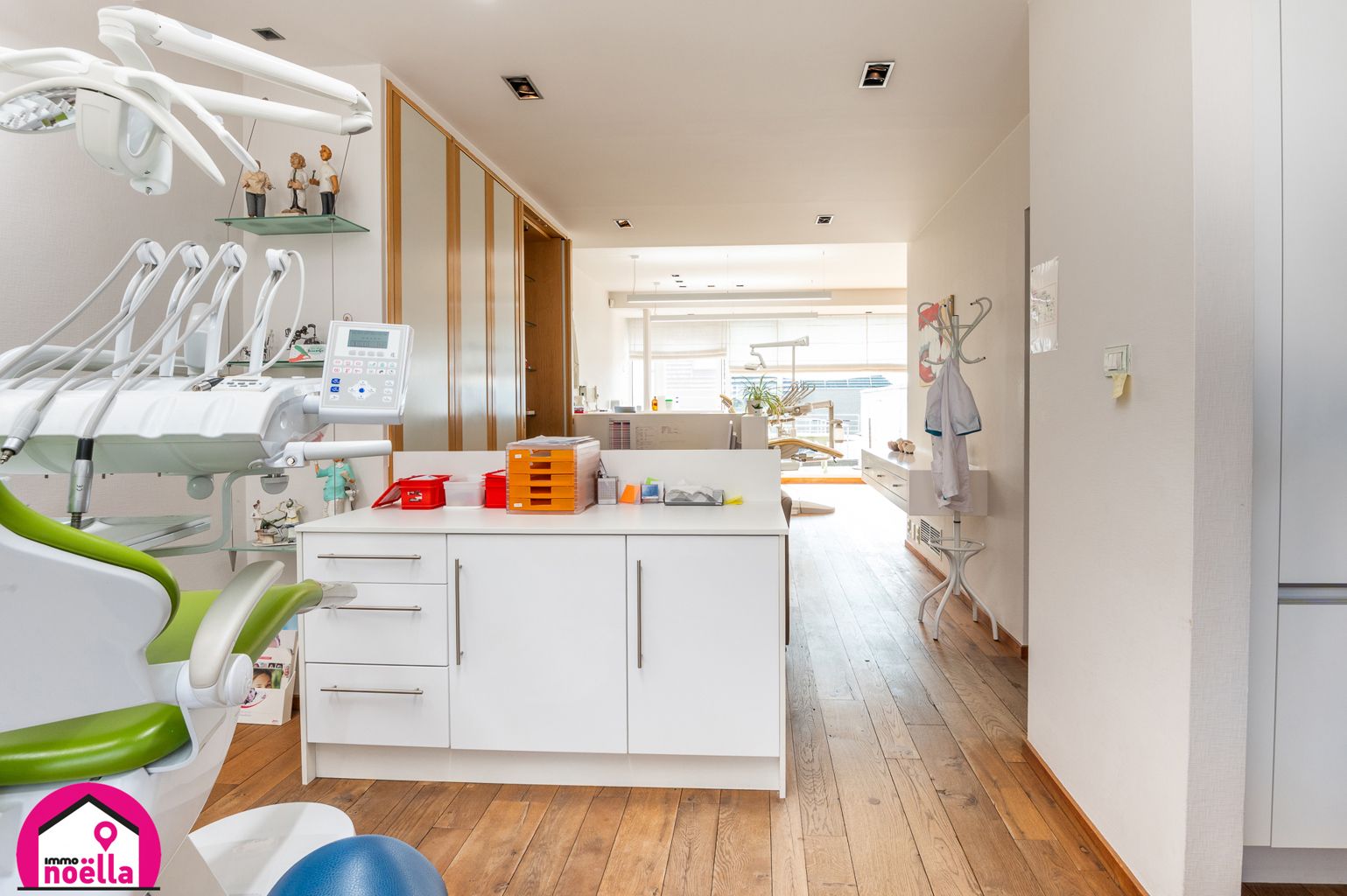Te koop te Westende prachtige woning met handelsruimte ! foto 19