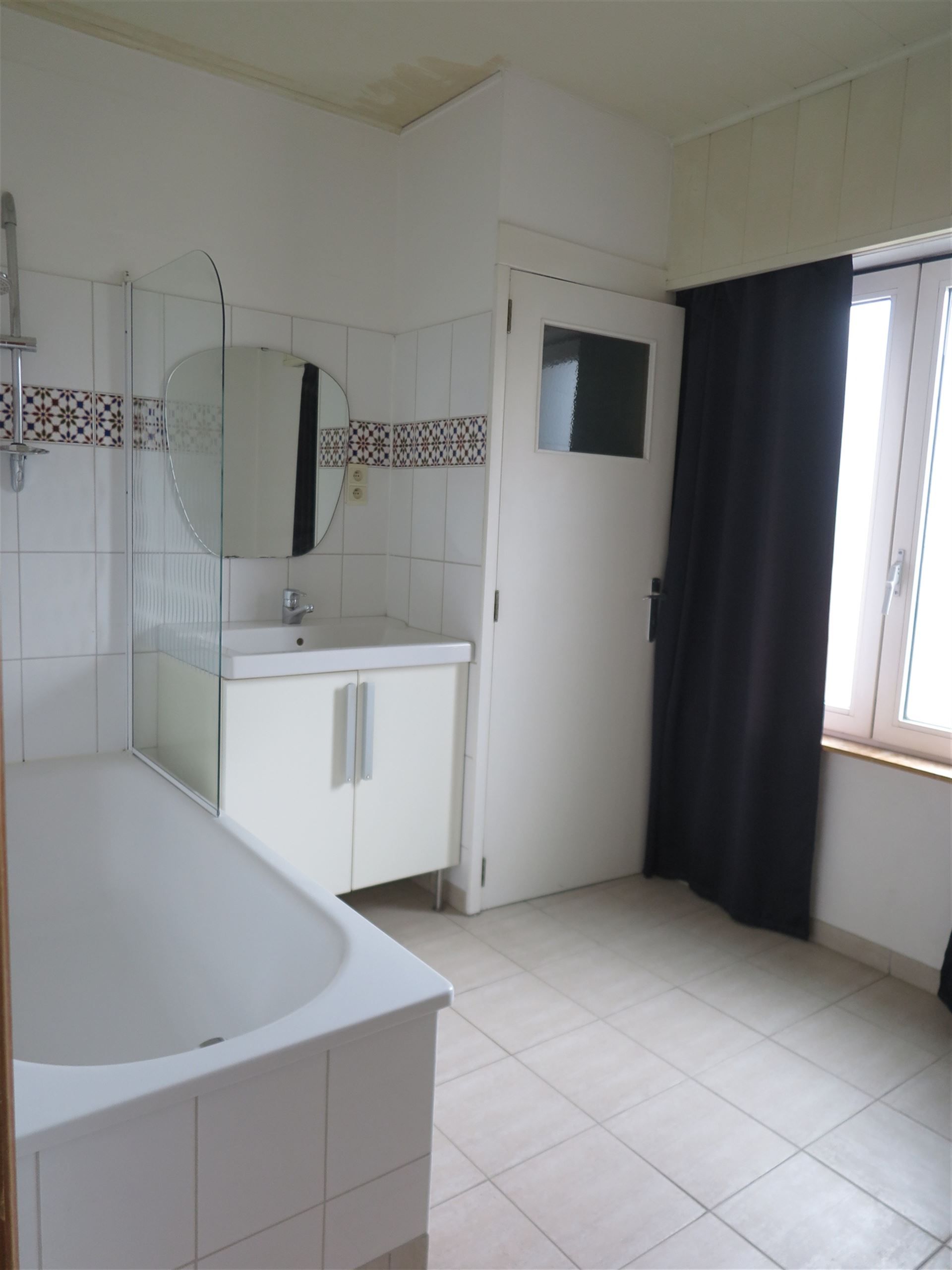 Appartement 4 Slaapkamers in Bassevelde foto 3