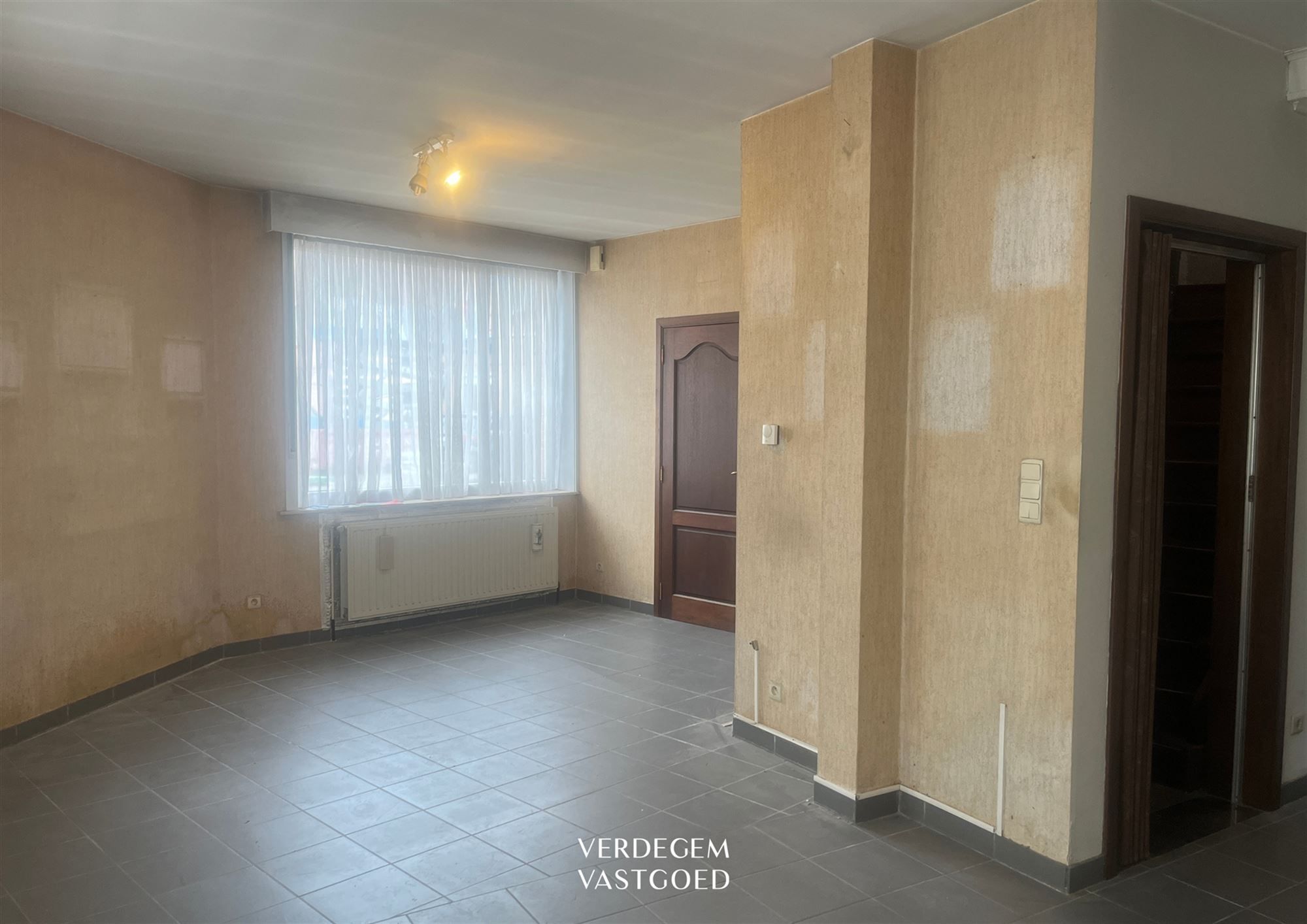 Woning met 2 slaapkamers aan het Van Beverenplein foto 3