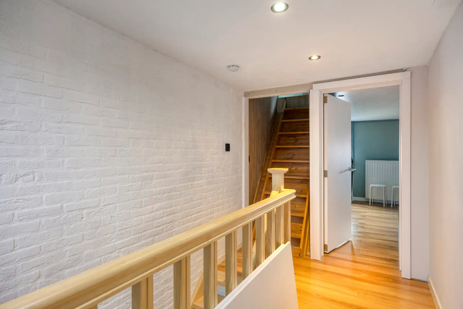 TE KOOP - instapklare halfopen bebouwing met 3 slaapkamers foto 13