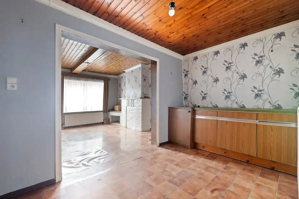 TE RENOVEREN WONING MET TUIN IN HEERS foto 10