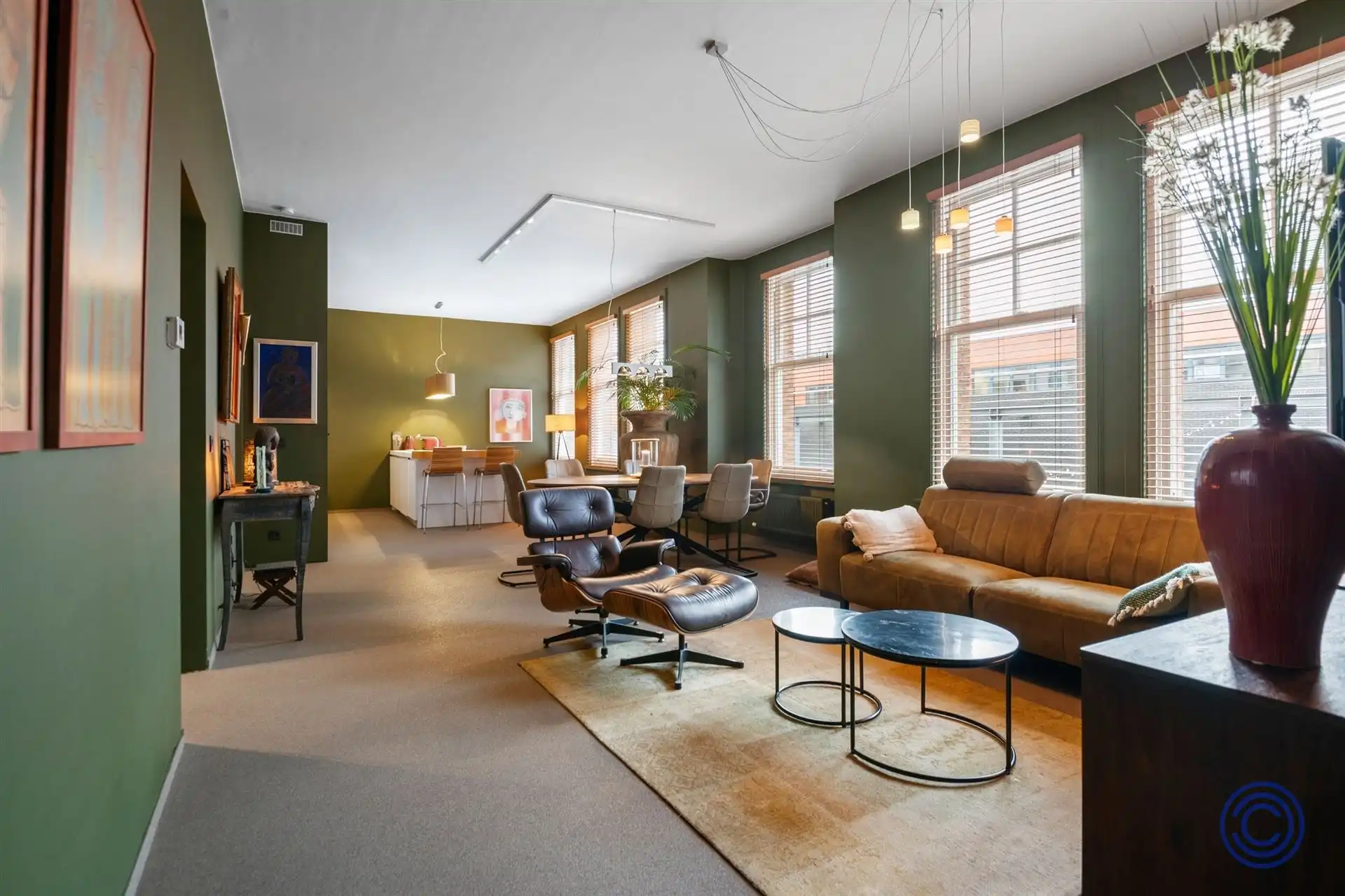 Hoogwaardig afgewerkt appartement in UNIEK gebouw! foto {{pictureIndex}}