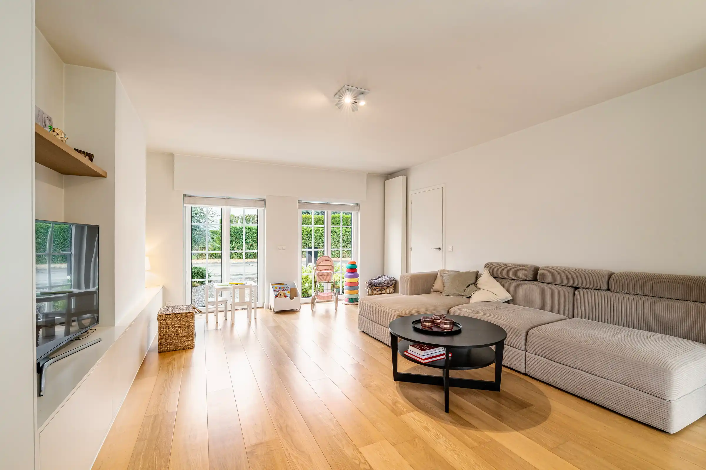 Lichtrijke villa met prachtige tuin in rustige woonwijk foto 7